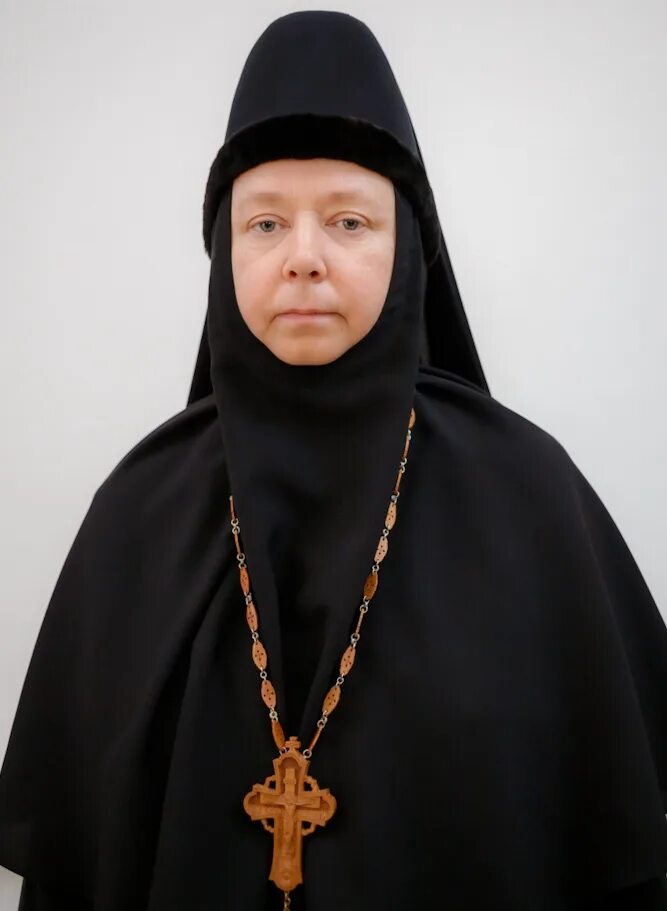 Игуменья у католиков. Гродно монахиня гавриила. Игуменья феврония настоятельница свято-введенской островной пустыни. Облачение игуменьи женского монастыря. Игуменья у католиков.