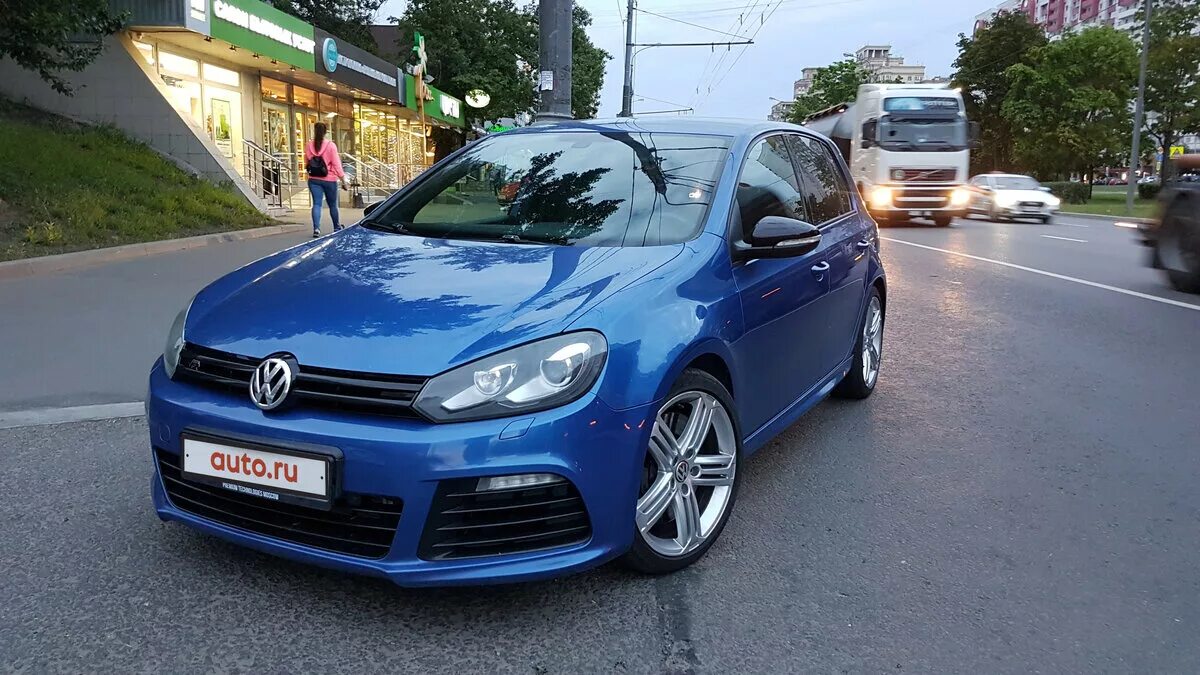 Vw golf 6. Фольксваген гольф 1. Volkswagen golf r 6 поколение. Фольксваген гольф новый 2011. Golf 6.