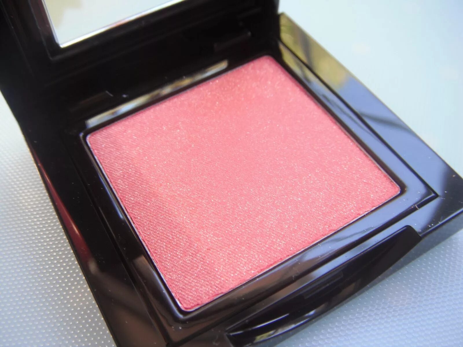 Blush brown. Bobbi Brown Shimmer blush Coral. Bobbi Brown румяна Coral. Bobbi Brown blush румяна | Clementine. Bobbi Brown pretty Coral румяна.