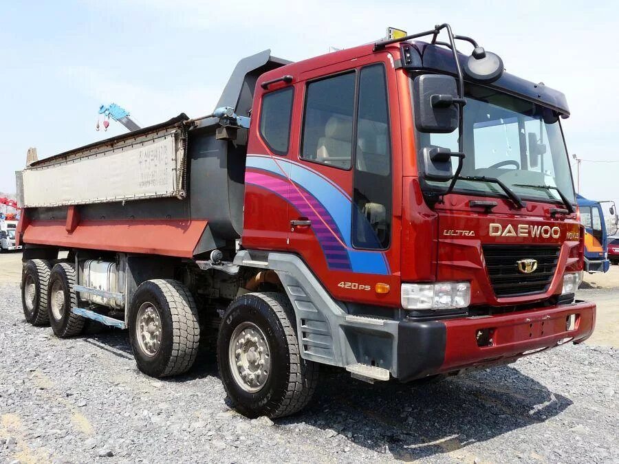 Ultra novus. Daewoo novus самосвал. дэу ультра новус самосвал. самосвал дэу 8х4. грузовой самосвал дэу новус.