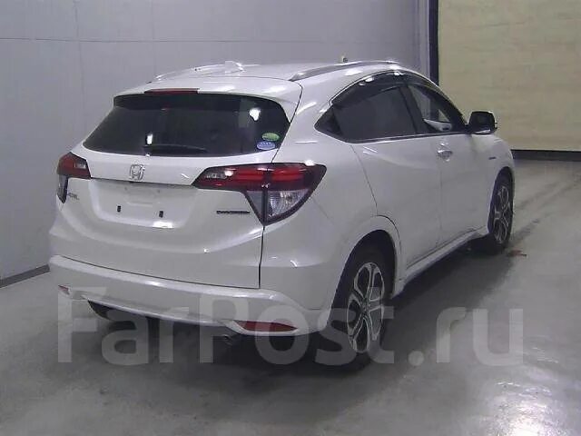 Купить везел во владивостоке. Vezel Hybrid 4wd. Honda Vezel 2014. Honda Vezel 2014 гибрид. Хонда Везел белая 2016.