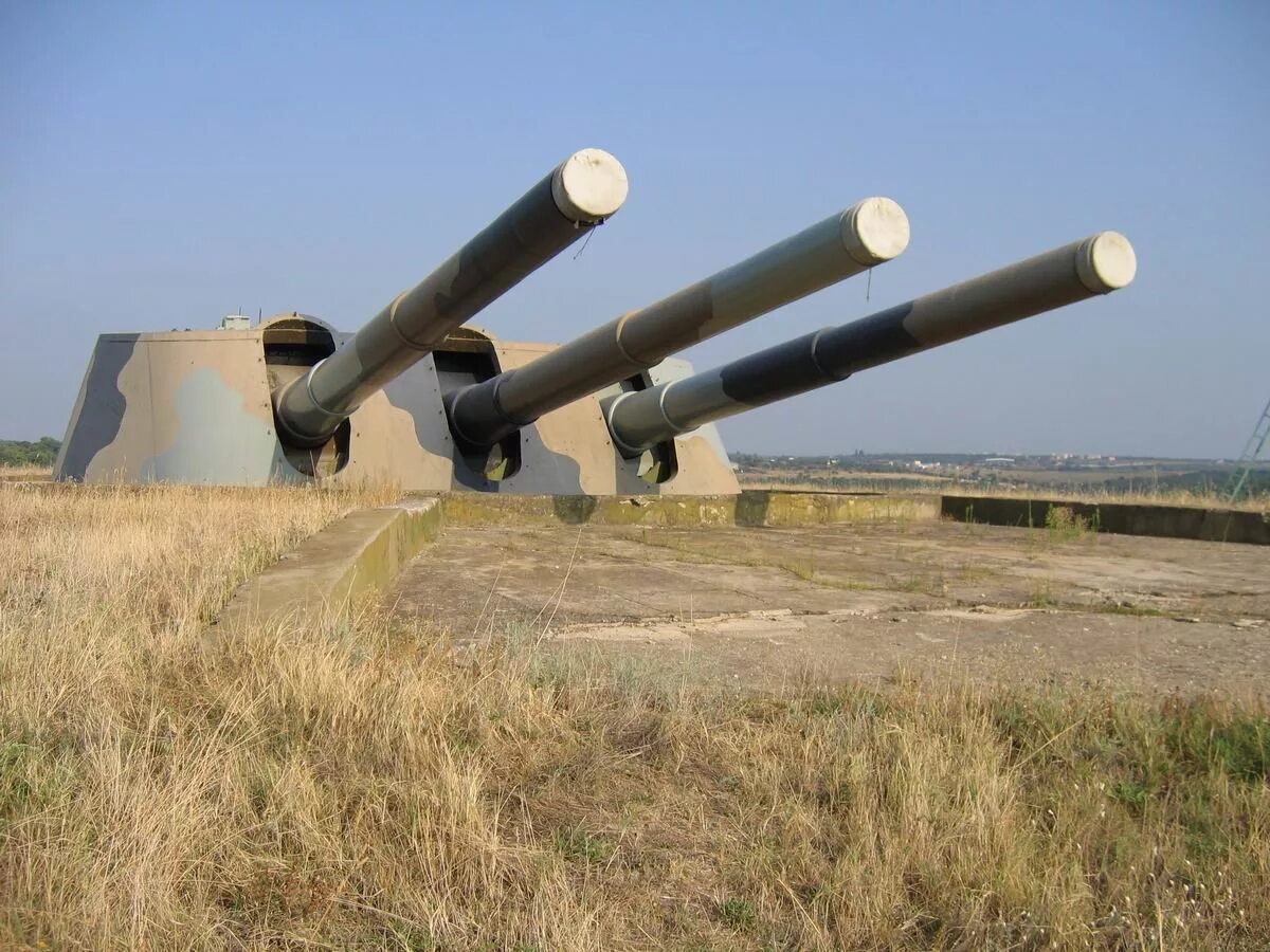 30 Береговая батарея. 30 Береговая батарея Севастополь. Артиллерийская Береговая батарея Севастополь. 305-Мм Береговая башенная батарея.