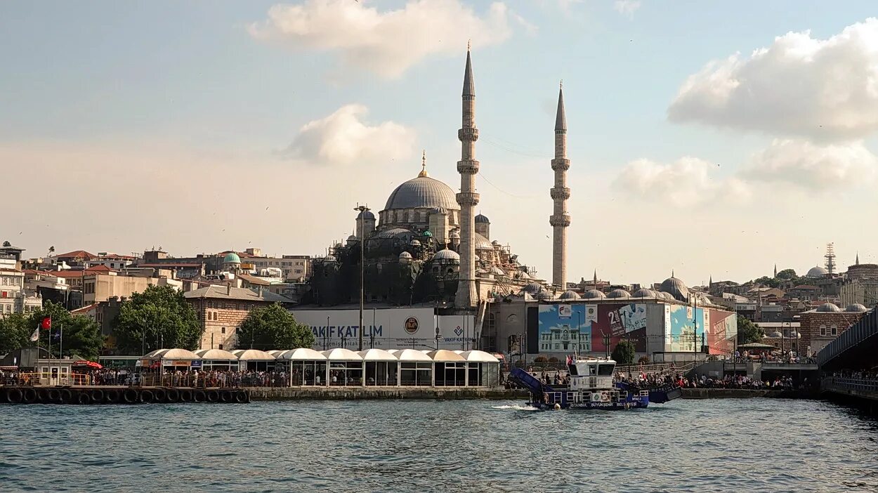Разница со стамбулом. Стамбул фото. Стамбул фото города. Реальный Стамбул.