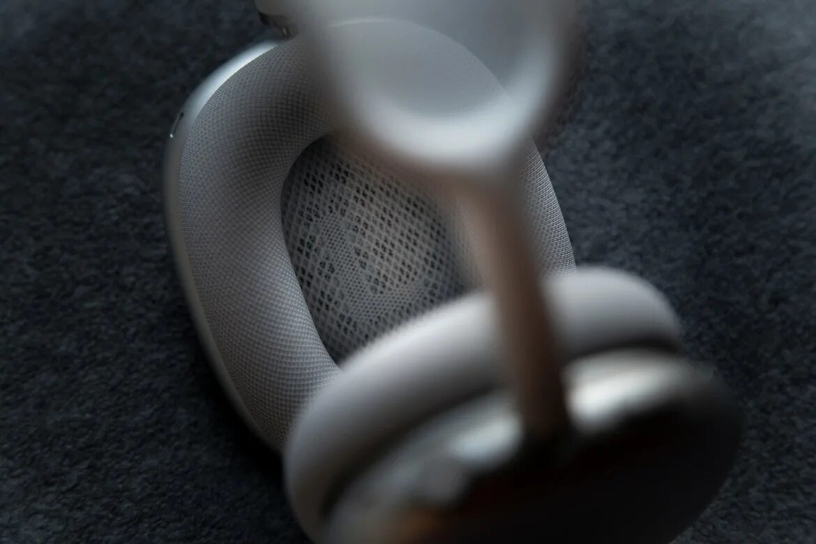 Airpods max обзор. Наушники apple max. airpods max silver. airpods max фото. airpods 1 фото динамиков вблизи.