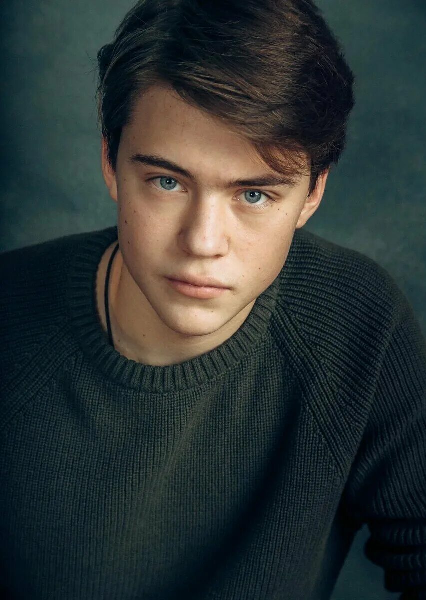 Молодые киноактеры. Юрий балицкий актер. Сергей звонарев витальевич. Молодые киноактеры. Даниил страхов.