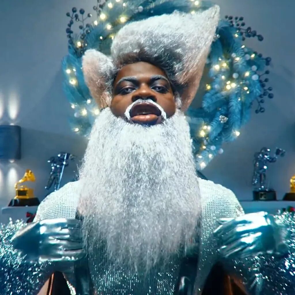 Лил нас Холидей. Lik nas x Holiday. Santa nas x. Lil nas x Holiday Robot.