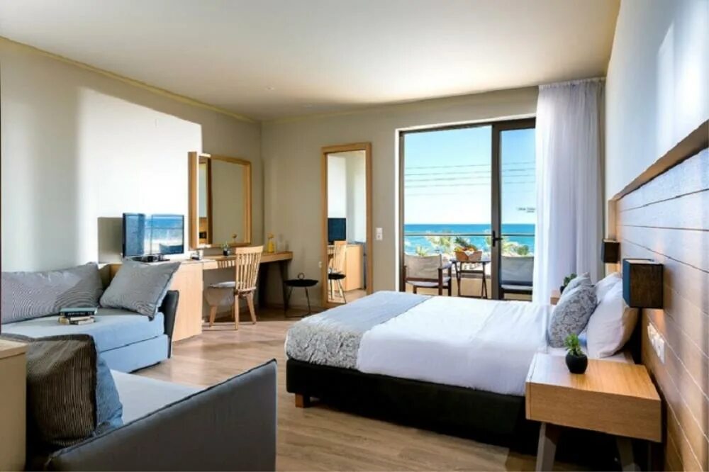 Бали отели. Бали номера в отелях. Pool view в отеле. Novotel бахрейн. Отель superior pool view room.