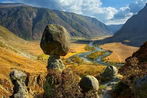 Каменные горы алтай