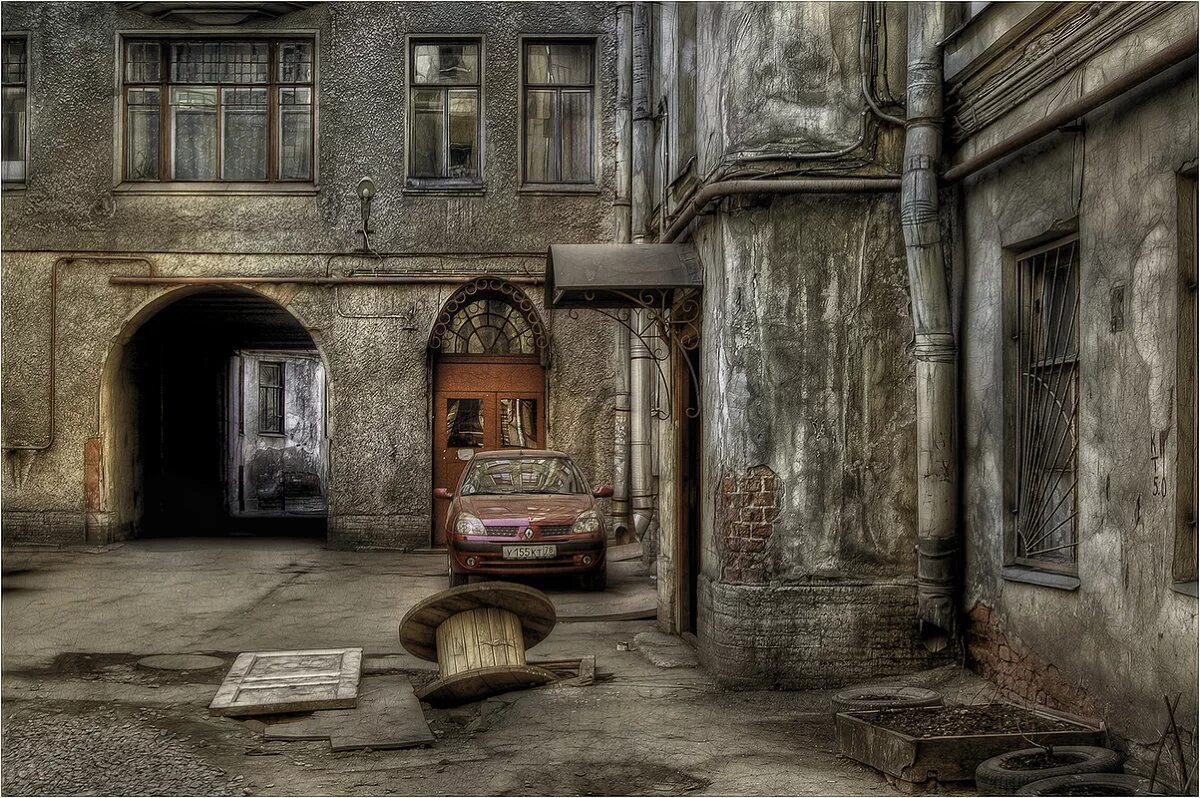 мистические места петербурга. подворотни лос анджелес. темная жуткая улица. тёмный страшный переулок. темный переулок.