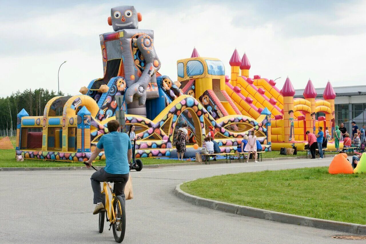 аттракционы в подольске в парке талалихина. шаховская московская область городской парк. парк детских аттракционов россия. парки развлечений в подмосковье. парк культуры мытищи.