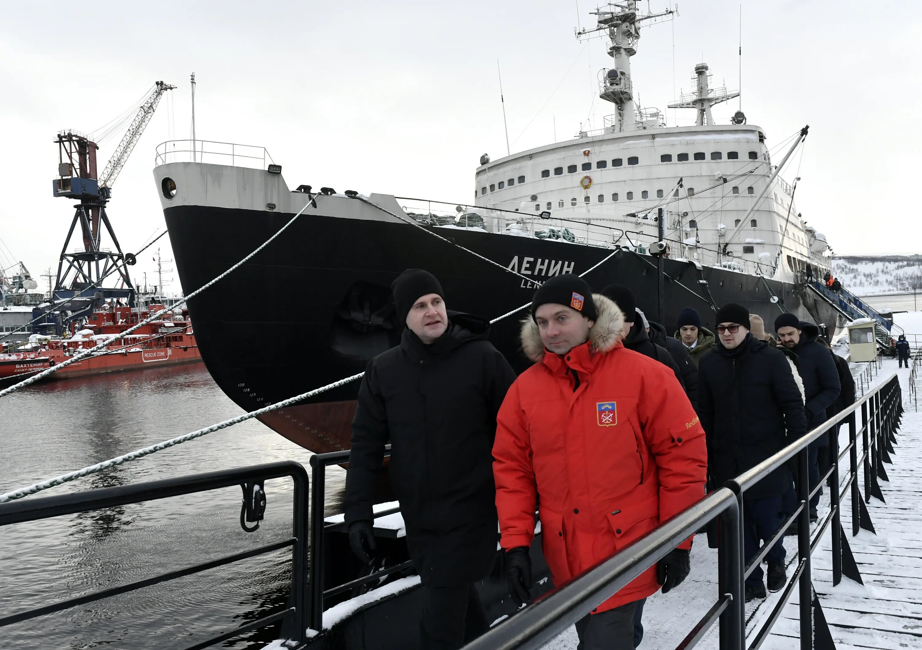 Белое озеро. Глав море. Молодые предприниматели. Каспийское море каспий. Дивноморское побережье черного моря.