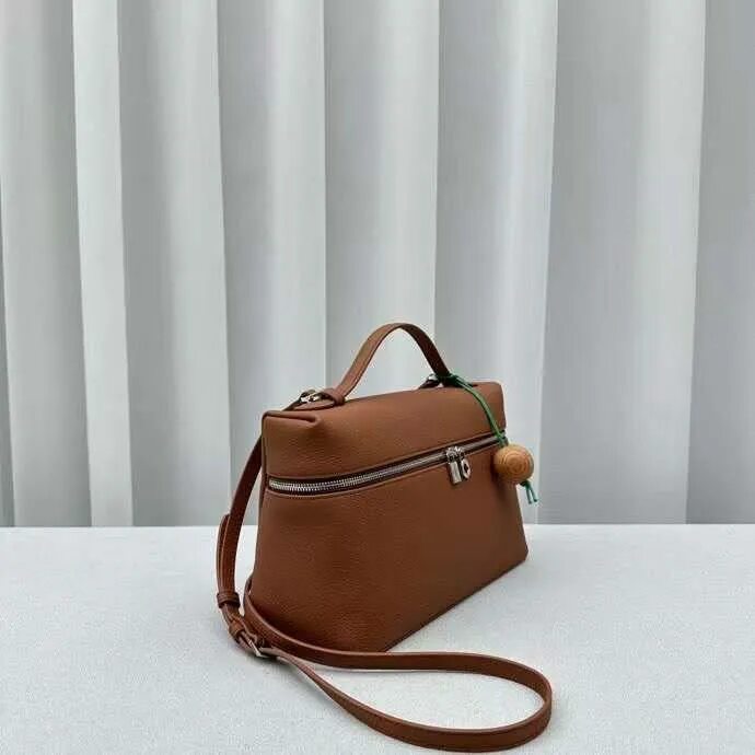 сумка loro piana женская. лоро пиано сумки женские. сумка loro piana. сумка лора пьяно. сумка лоро пиано.