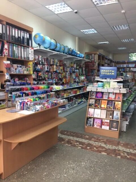 дом книги магазин. казань молл книжный магазин. дом книги казань каталог. книжный магазин татарстан 13 казань. книжный магазин казань казань.