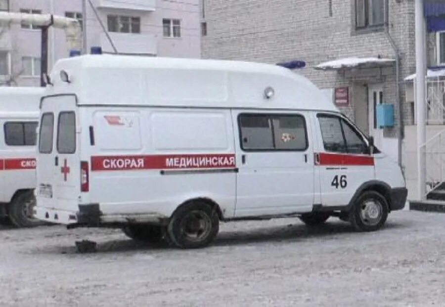 Водитель скорой помощи. Водитель скорой помощи бердск. Бронь водителей скорой помощи. Классы автомобилей скорой медицинской помощи. Работники скорой медицинской помощи.