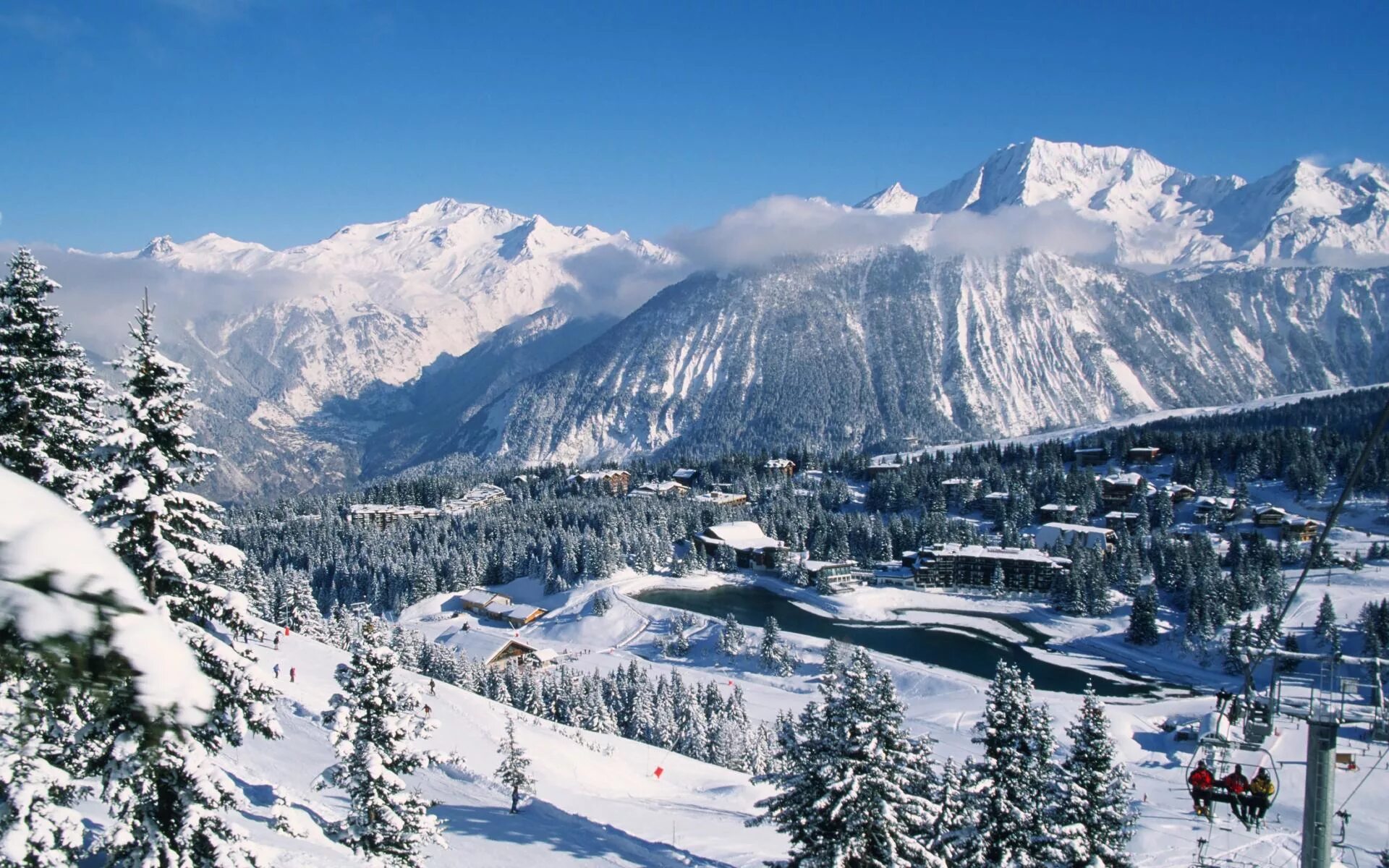 Страна известный курорт. Куршевель Альпы Франция. Альпы Куршевель. Альпы Франция горнолыжный курорт Куршевель. Швейцария Куршевель.