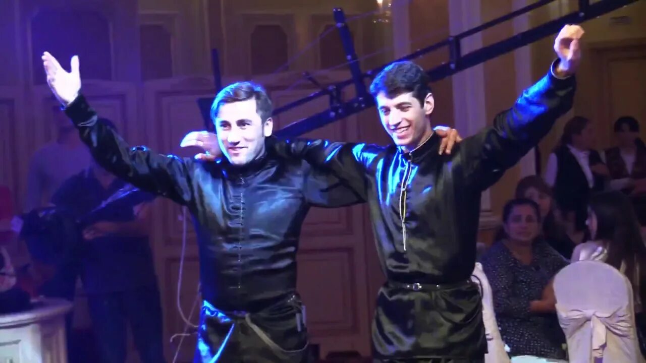 метехи группа грузинская. группа из грузии браво метехи. ансамбль метехи танцы. Bravo metekhi. грузинская группа в камеди клаб браво метехи.