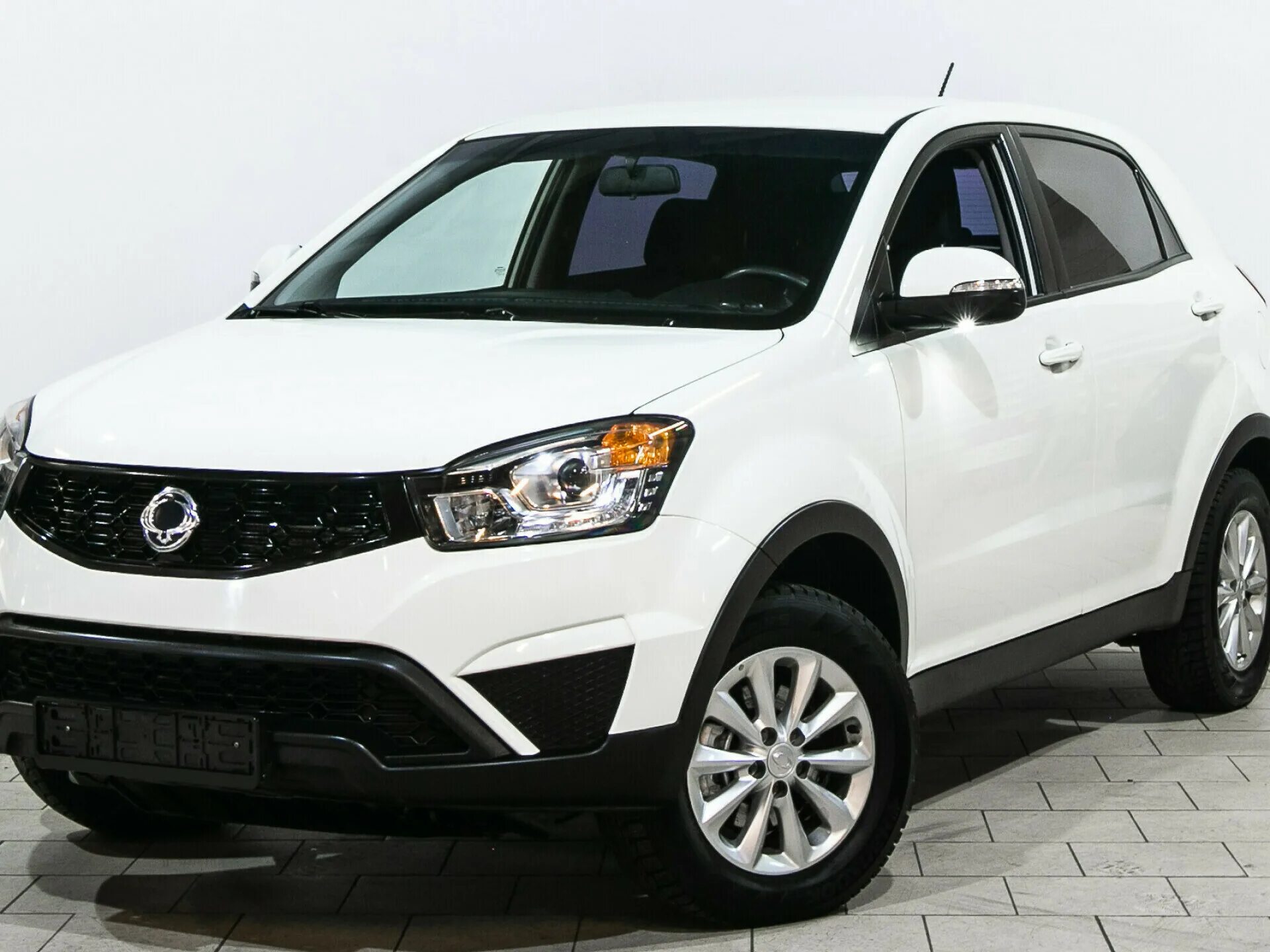 Ssangyong actyon 2014 года. Саньенг Актион 2014. ССАНГЙОНГ Актион 2014. SSANGYONG Actyon, 2014 белый. SSANGYONG Actyon 2.