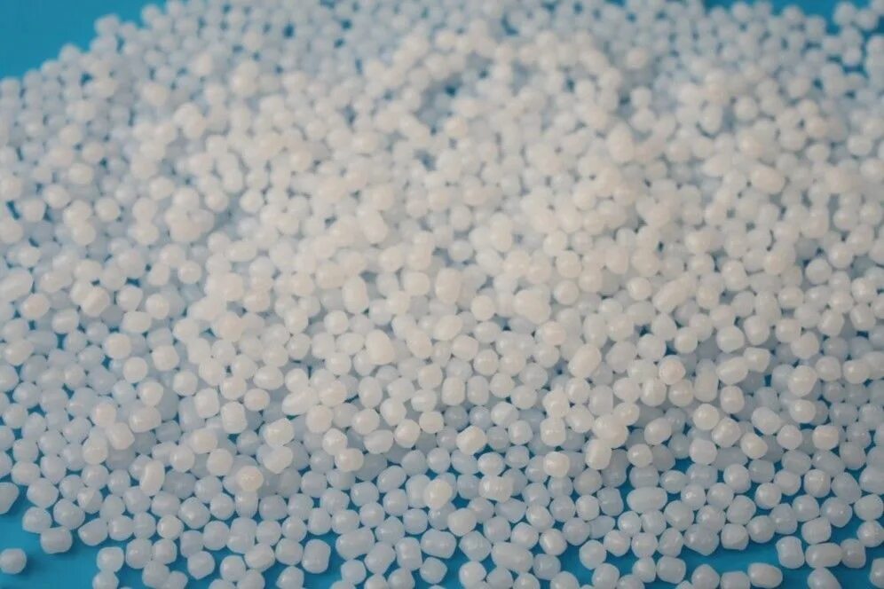 Полиэтилен. Ударопрочный полистирол умп. Вторичные пэнд 276 гранулы. Гранулы смолы. Труба sanext pex стабил, 16.