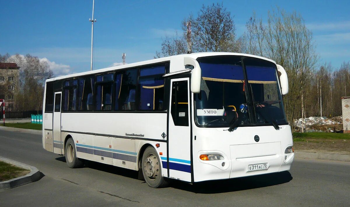 КАВЗ-4238-00.