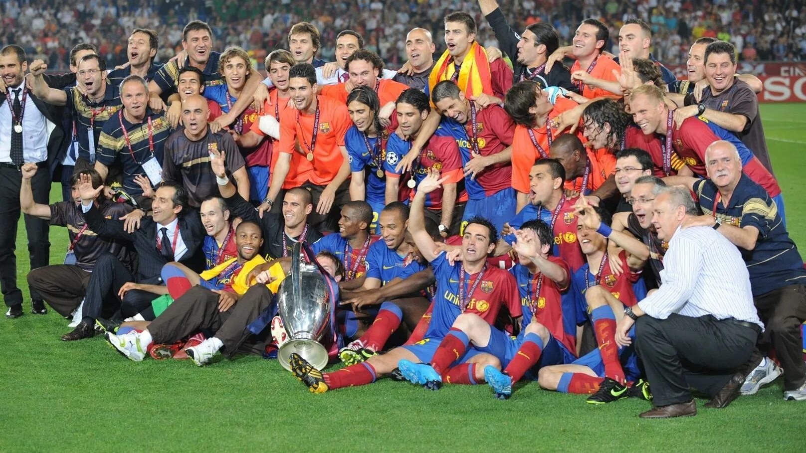 Уефа 2009. Барселона чемпион 2009. Финал УЕФА 2009. Финал Лиги чемпионов УЕФА 2009 2010. Лига чемпионов УЕФА 2009/2010 фото.