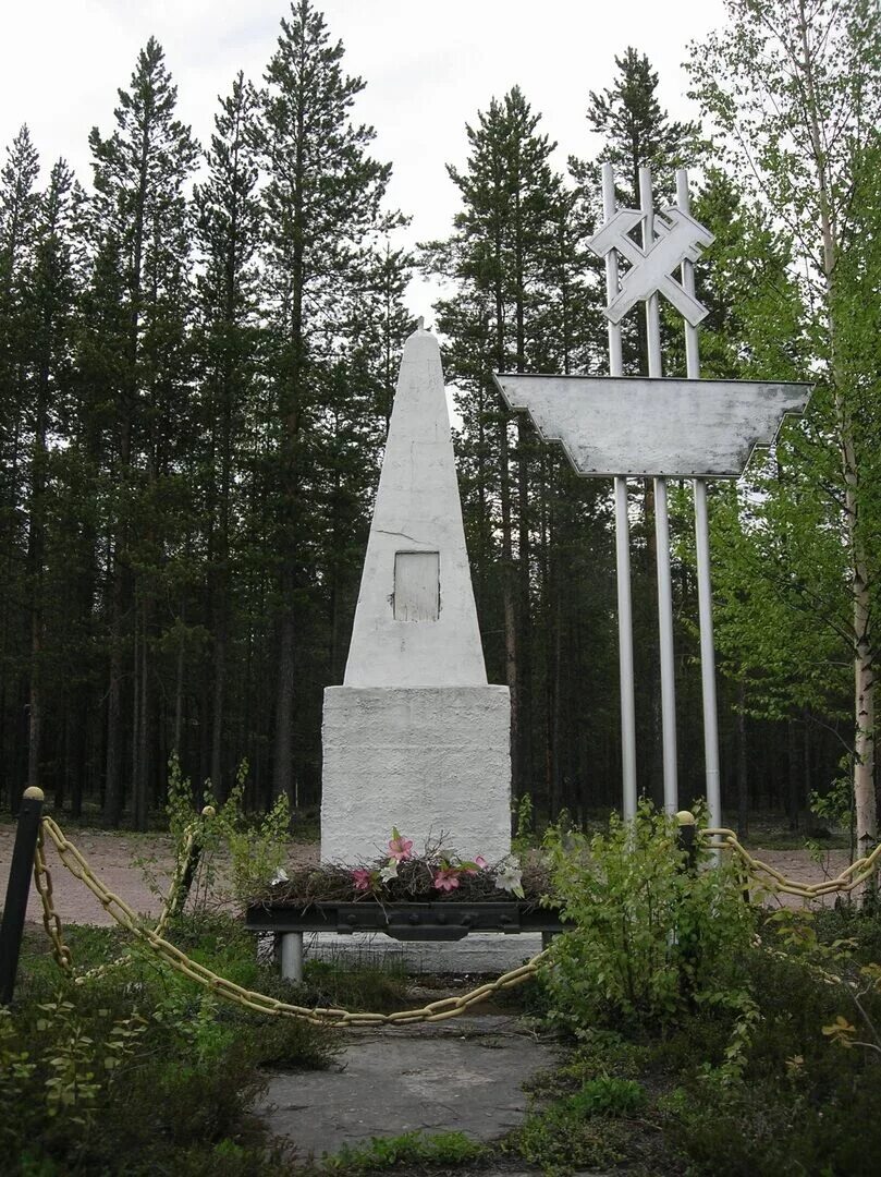 Погода в амбарном лоухский. Карелия поселок Лоухи. Станция Лоухи Карелия. Станция Амбарный Карелия. Амбарный поселок Карелия Лоухский район.