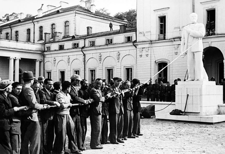 Белосток 1941. 1939 белосток. советский белосток. белосток гетто.