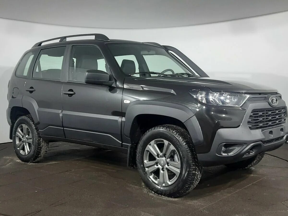 Купить новый Lada (ВАЗ) Niva I Рестайлинг (Travel) 1.7 MT (80 л.с.) 4WD бензин м
