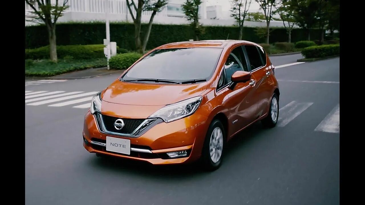 Nissan Note e-Power 2017. Nissan Note 2017 гибрид. Nissan Note e-Power Nismo. Nissan e Power 2016.