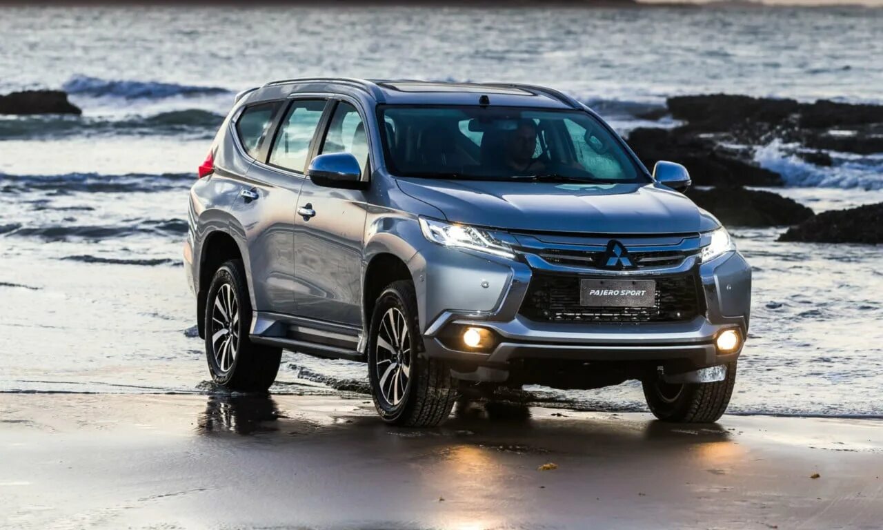 Ремонт mitsubishi pajero sport. Новый Mitsubishi Pajero Sport. Mitsubishi Pajero Sport 2020. Mitsubishi Pajero Sport 2018. Pajero Sport 2019.