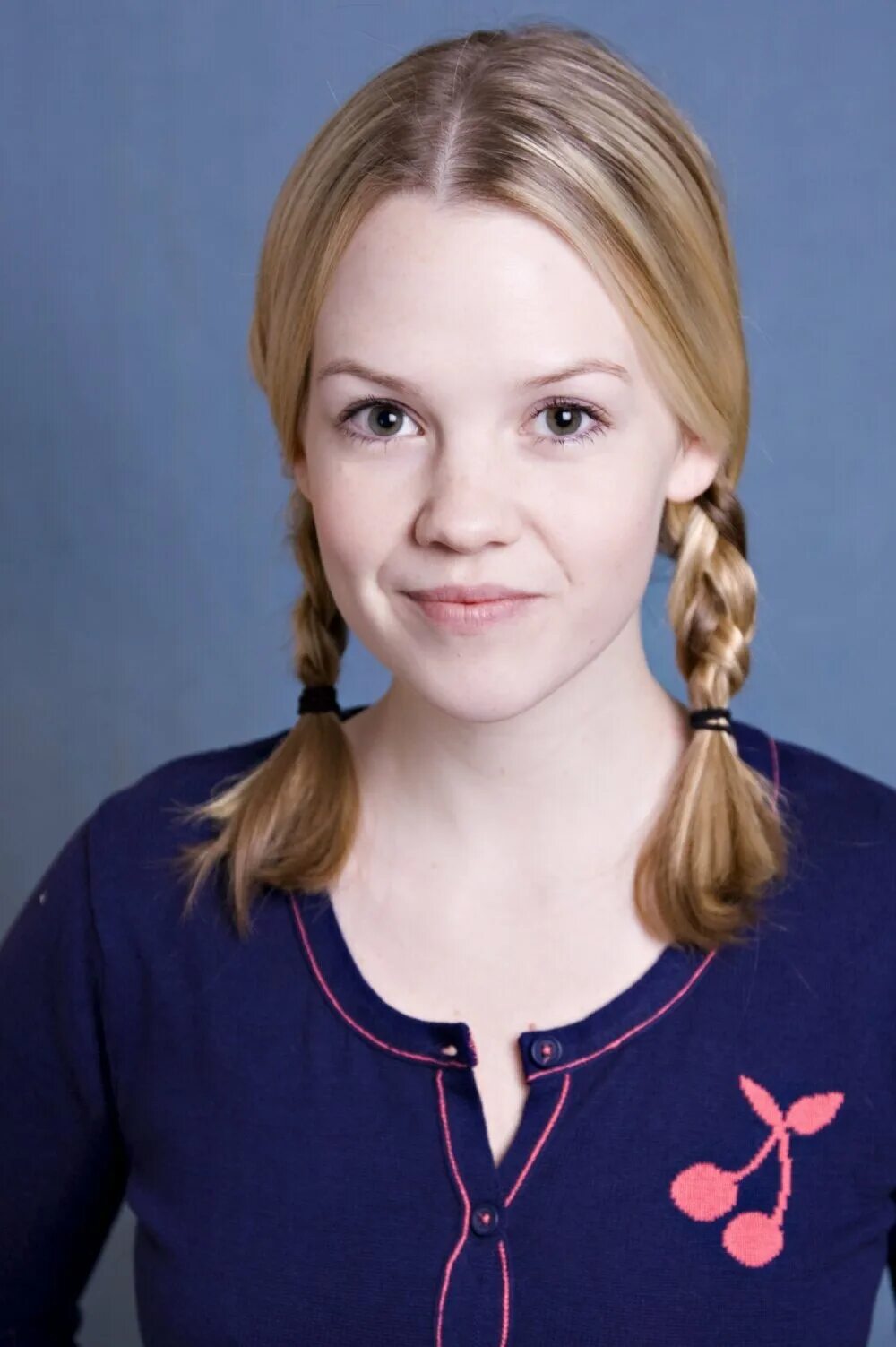 Abbie paper. Abbie cobb. эбби маккейб. abbie cobb jennie garth. эбби тиксон.