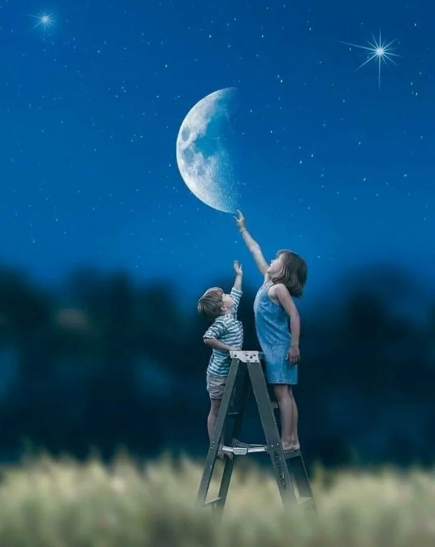 Про девочку луну. Мальчик на Луне. Луна Вдохновение. Дети Луны. Детям о космосе.