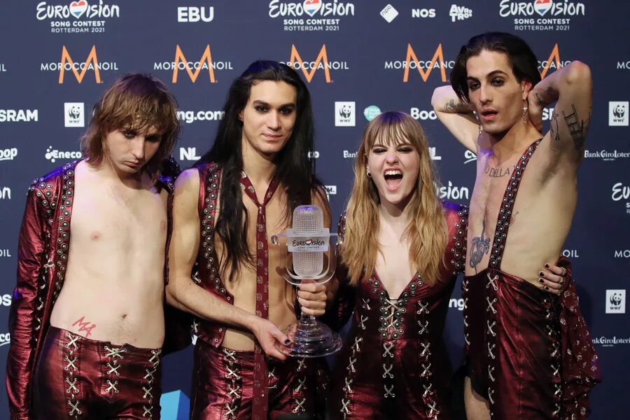 Maneskin группа 2021. Группа Maneskin Евровидение. Группа Måneskin Евровидение 2021. Группа манескин Италия Евровидение 2021 выступление. Maneskin концерты