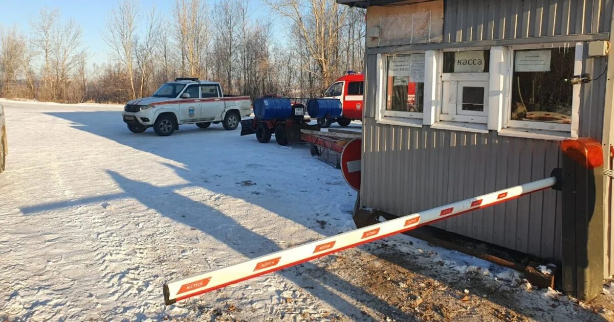 Нижнекамск через переправу. Переправа Зеленодольск нижние Вязовые. Переправа Вязовые Зеленодольск. Ледовая переправа Зеленодольск нижние Вязовые. Паром Зеленодольск нижние Вязовые 2021.