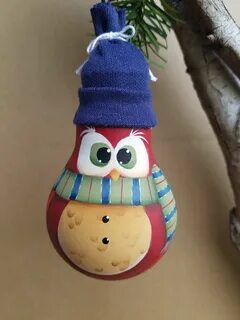 Новогодние игрушки своими руками из лампочек