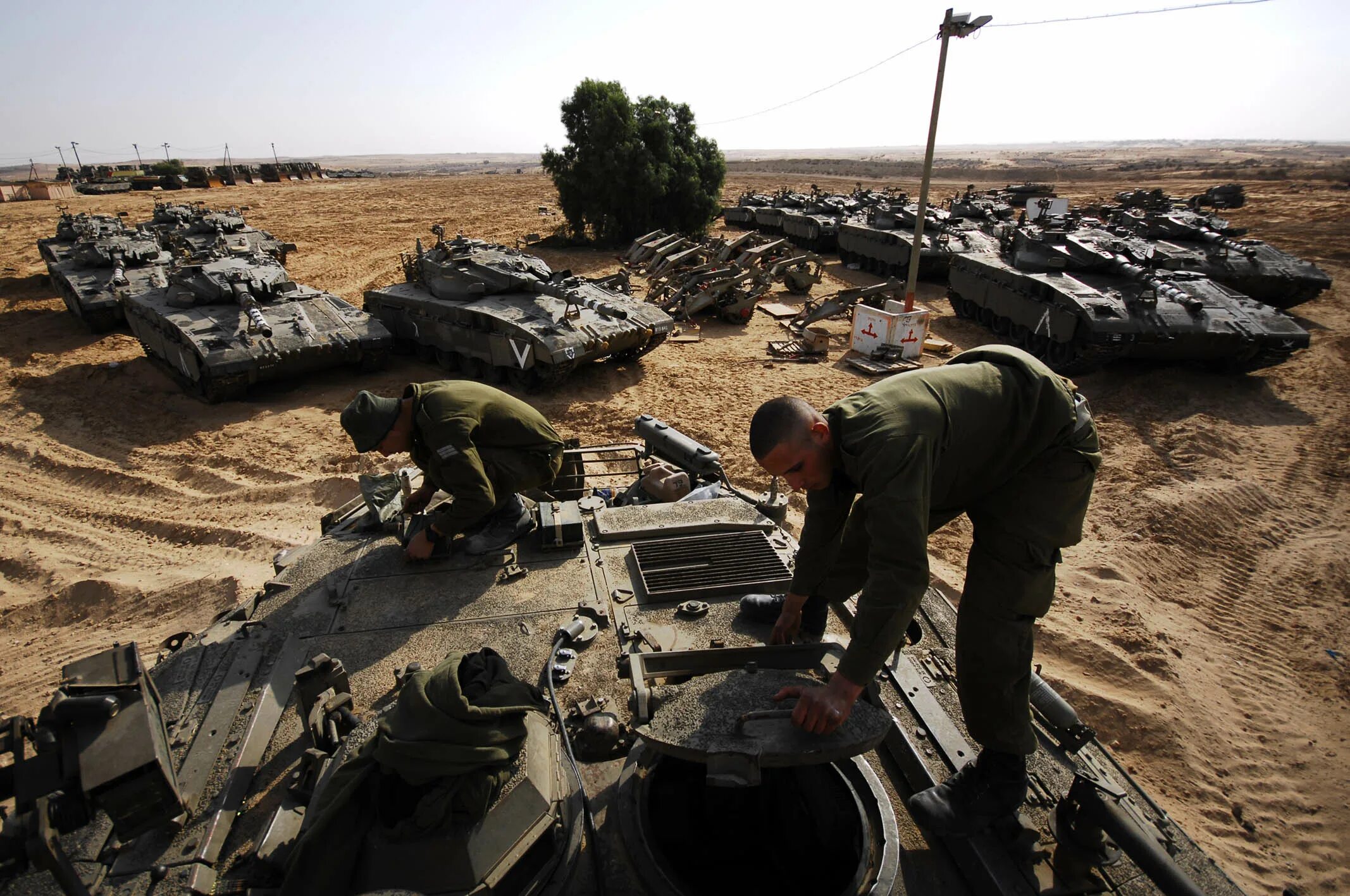 Израильские танкисты. Территория израиля и сектора газа. Литой свинец израиль. 12. Операция литой свинец 2008.