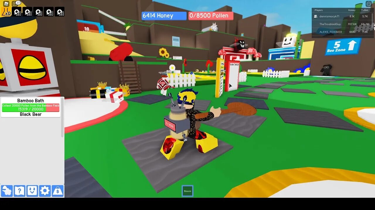 Bee swarm simulator test realm. Бии сварм. одаренная пчела bee swarm. club buddy bee swarm. таблоид бии bee swarm.