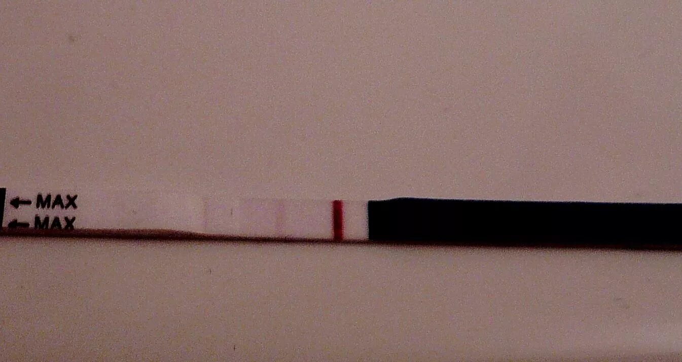 Узкий тест. Узкий тест. Бледная 2 полоска на тесте на беременность до задержки. Узкий тест. Узкий тест.