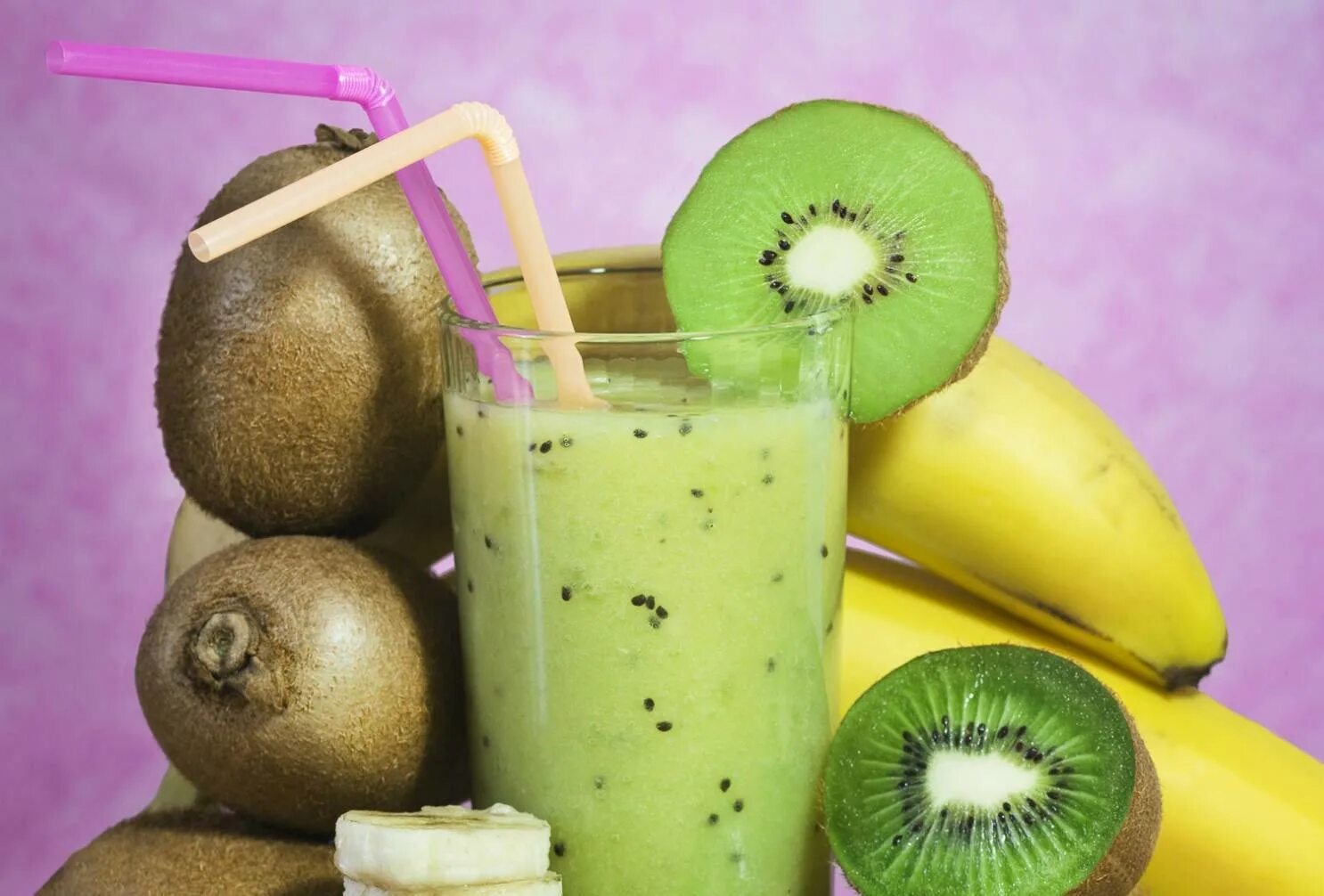 смузи для похудения в блендере. фруктовые коктейли для похудения в блендере. рецепты полезных смузи и коктейлей для блендера. смузи рецепты без блендера. коктейли для похудения в блендере.