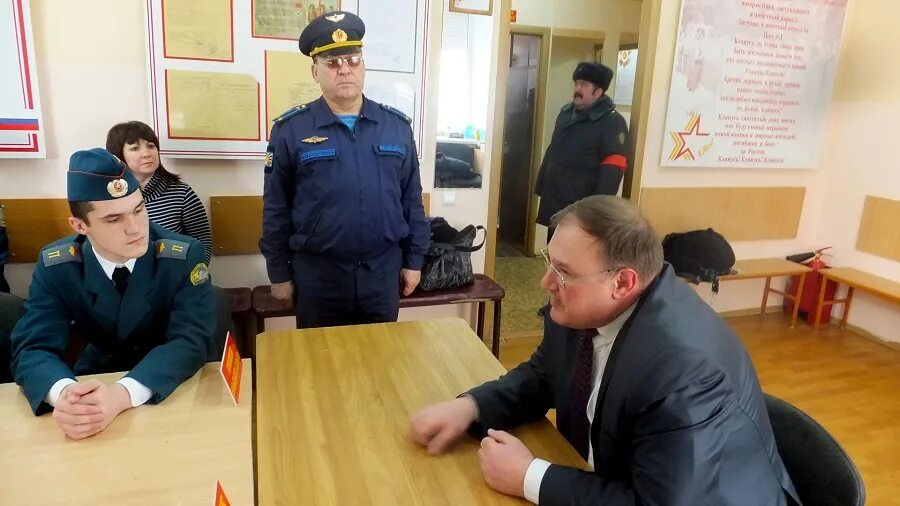 Пост номер 1 ростов на дону. Пост 1 ростов на дону. пост 1 у вечного огня ростов на дону. форма поста номер 1. пост номер 1 на карла маркса.