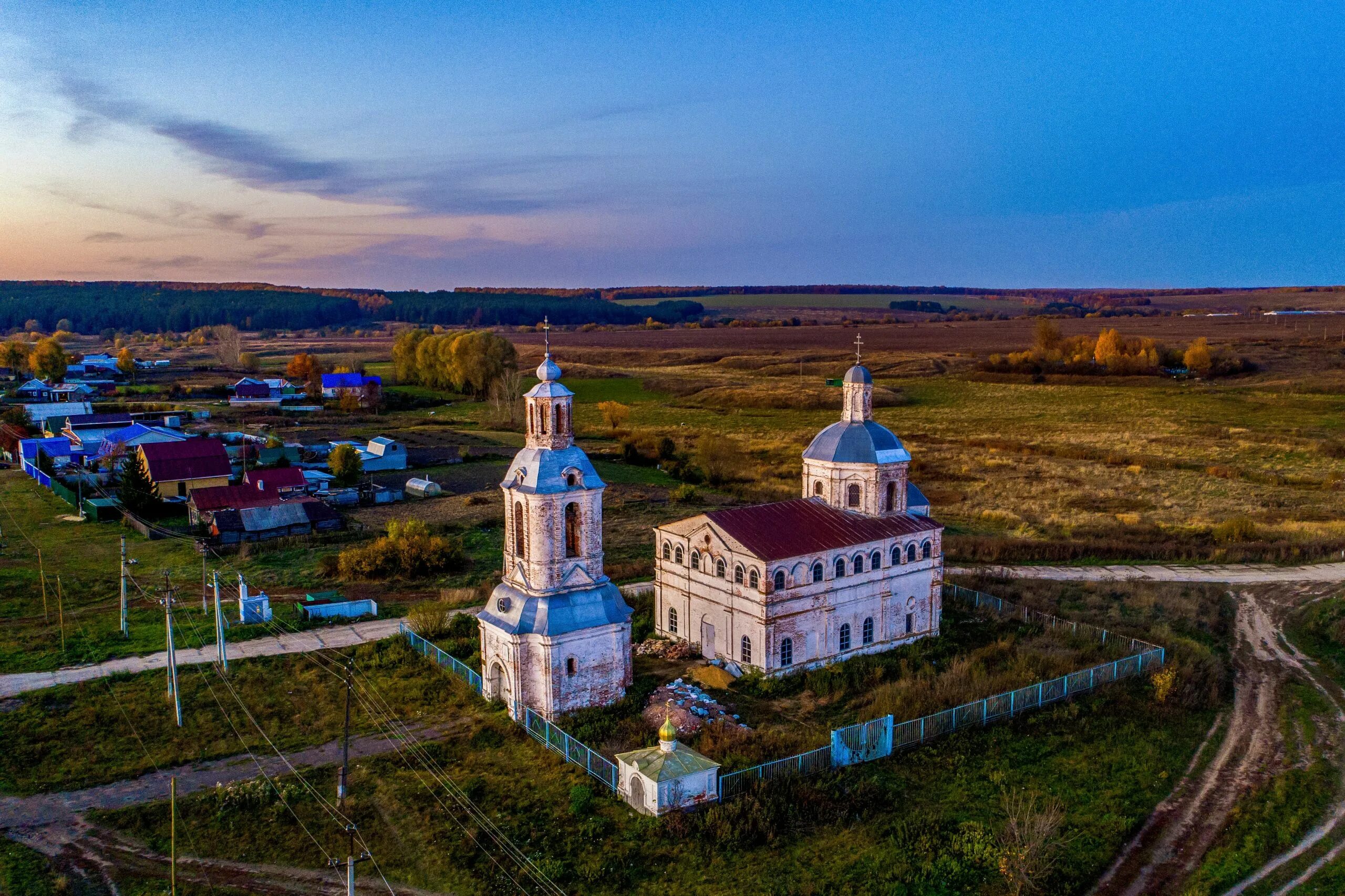 Респ татарстан р н лаишевский. Державино, лаишевский район, церковь николая чудотворца. село державино лаишевского района. лаишевский район село никольское церковь. церковь в державино татарстан.