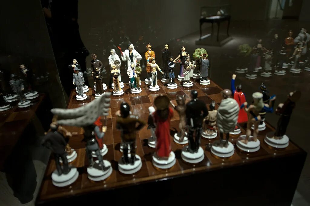 Шахматы с живыми соперниками. _Живые шахматы Франческо Ридольфи. Шахматы в стиле Звездных войн. Удивительные шахматы конкурс. Шахматы из пуль.
