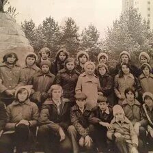 Школа красноярск выпуск. Гольяново школа 370 выпуск 1982 года. Новосолянская школа 23 выпуск 1982 года. Школа 83 Красноярск выпуск 1971 года. Школа 45 г. Красноярск 11 а 1982-1992.