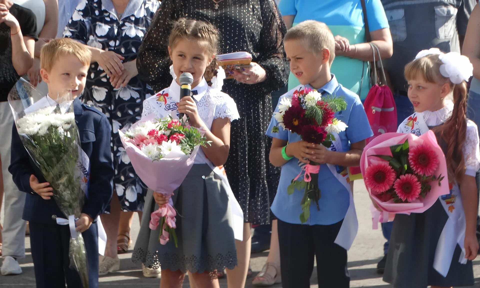 Школа номер 71 брянск. В какой школе в брянске. В какой школе в брянске. В какой школе в брянске. Школа 71 брянск.