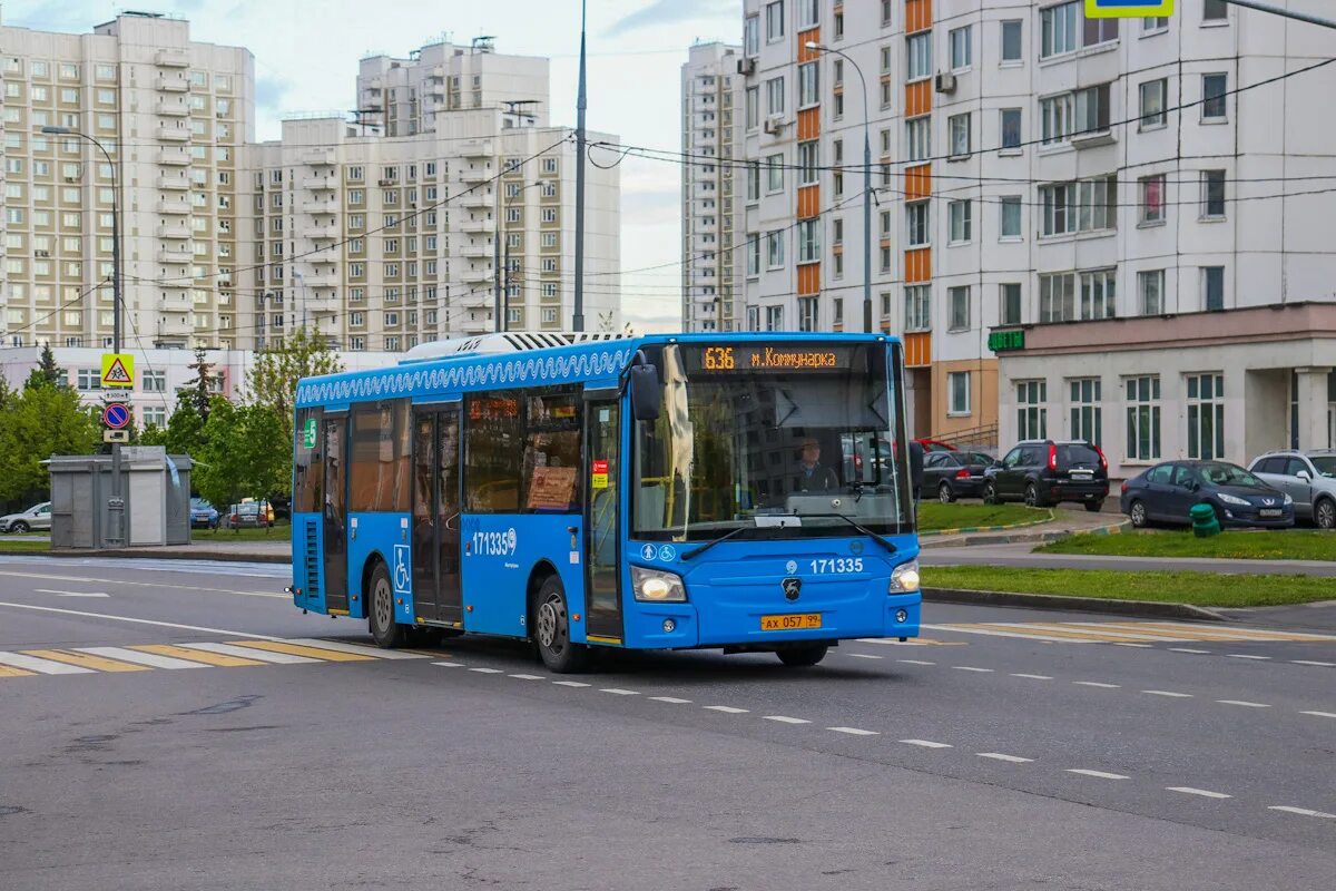 Разбитый лиаз 5292. Автобус 636. Маршрут 636 москва. Лиаз 5292 65 79. 22 москва.