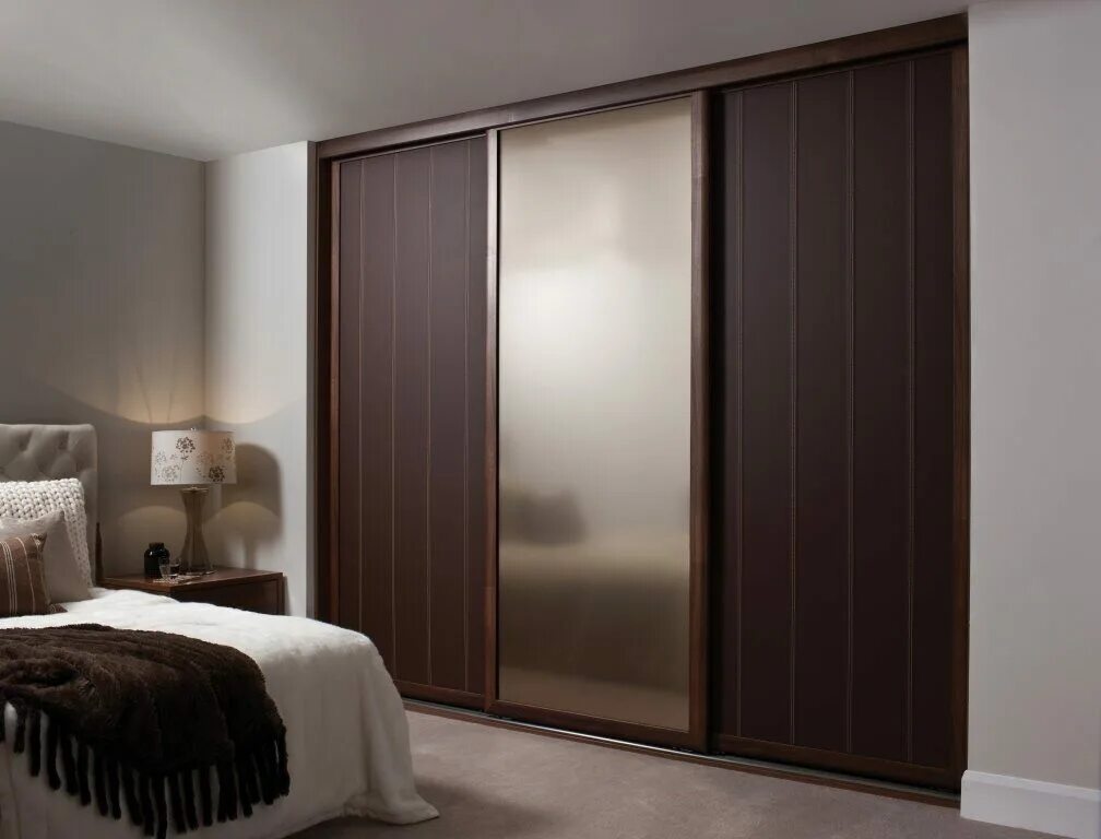 Шкаф купе минск недорого. Шкаф купе Sliding-Door Wardrobe. Встраиваемый шкаф купе в спальню. Встроенные шкафы купе в спальню. Современные встроенные шкафы.