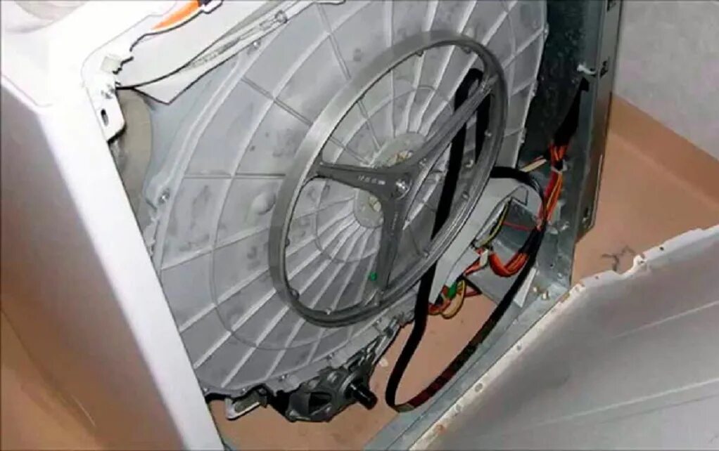 Ремень для стиральной машины бош Макс 4. Барабан стиральная машинка самсунг wf0400s1v. Бак стиральной машины Индезит w63t.