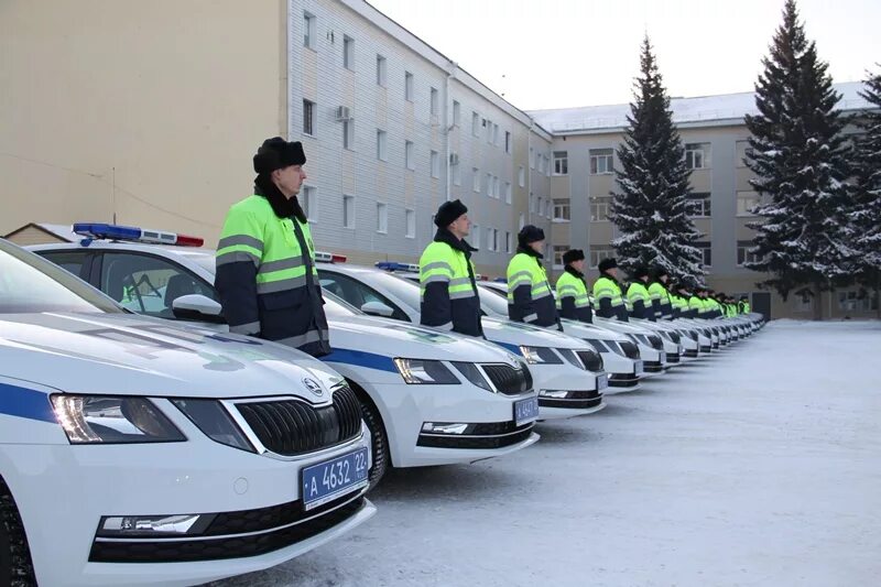 Работа на служебном автомобиле. Автопарк ДПС. ДПС ГИБДД автопарк. Автопарк ДПС В Москве. Московский автопарк ДПС.