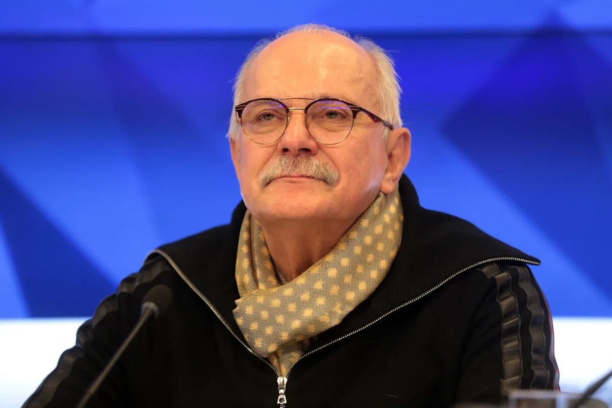 режиссер. российские режиссеры. стивен спилберг. кинорежиссеры фото. кинорежиссеры фото.