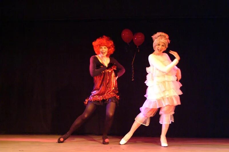 Театр призрак номер эстрадный. Эстрадные жанры театра. Необычные эстрадные номера. Тодес аллы духовой. Номера для концерта.