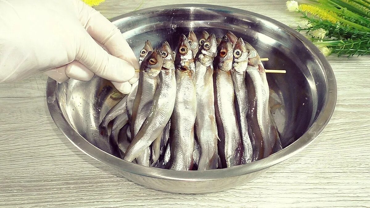 Рыба и морепродукты полезны для организма. Мойва рыба мойва. Химический состав рыбы. Калорийность вяленой рыбы. Мойва польза.